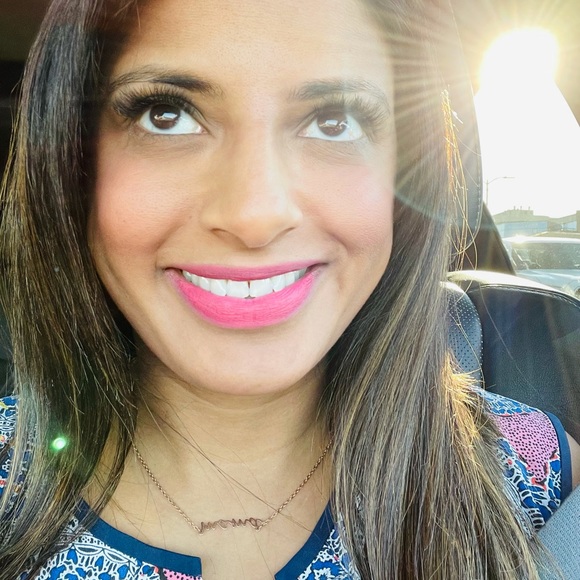 Meet your Posher, Ruby - Picture 2 of 2